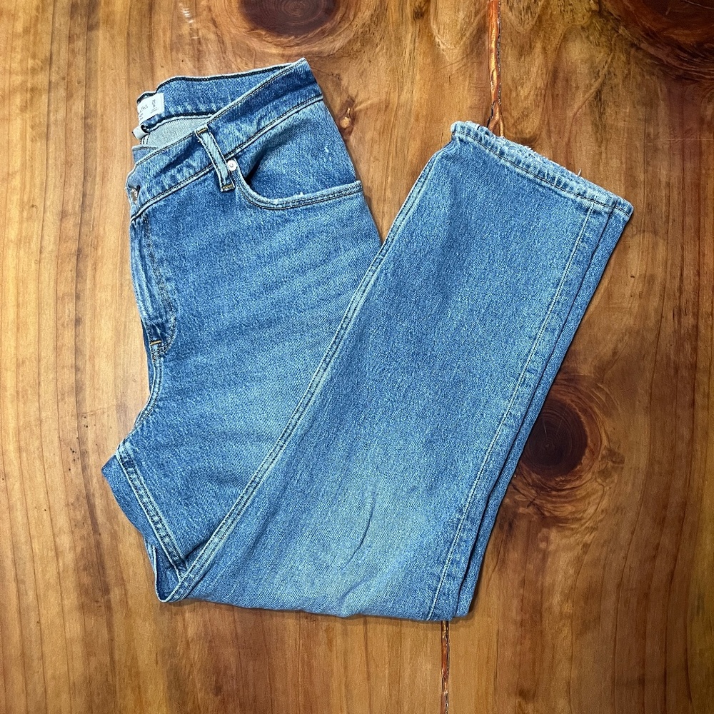 Abercrombie & Fitch Women's Ultra High-Rise 90s Straight Jeans 29 Criss Cross Q1